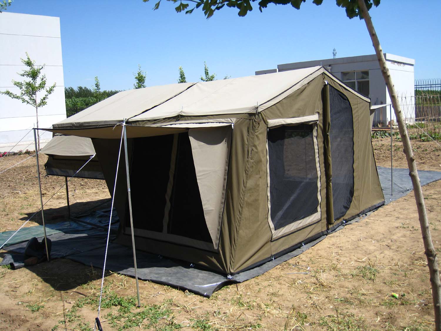 أكثر مقطورات التخييم شعبية للس - مراجعة Off Road Camper Trailer Tent وسعره